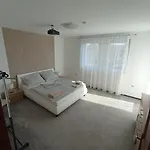 Apartament Klau & Bali Apartmanhaz Sopron