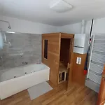 Klau & Bali Apartmanhaz Sopron